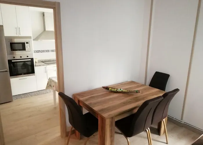 Luminoso Apartamento Con Parking Apartmán Santiago de Compostela